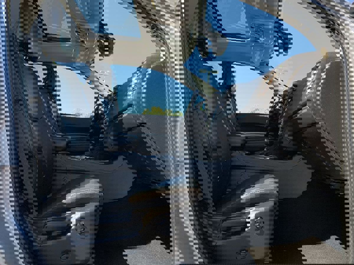 Used 2019 Dodge Durango GT image 36