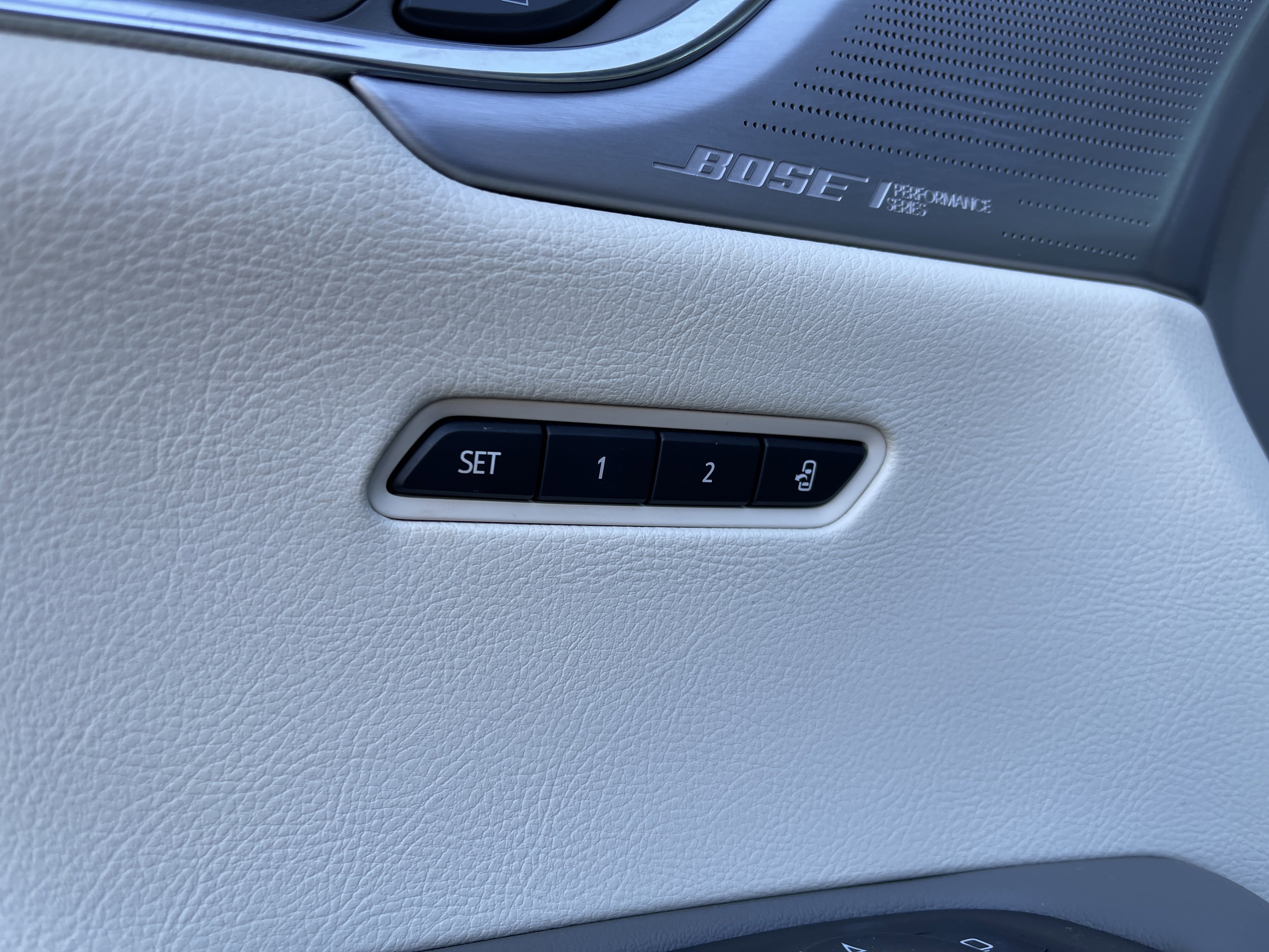 Certified 2023 Cadillac XT6 Premium Luxury w/ Technology Package image 19