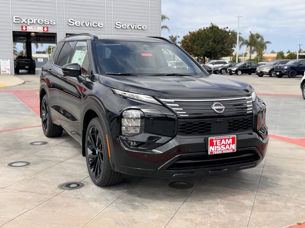 New 2026 Nissan Rogue Platinum AWD/4WD image 2
