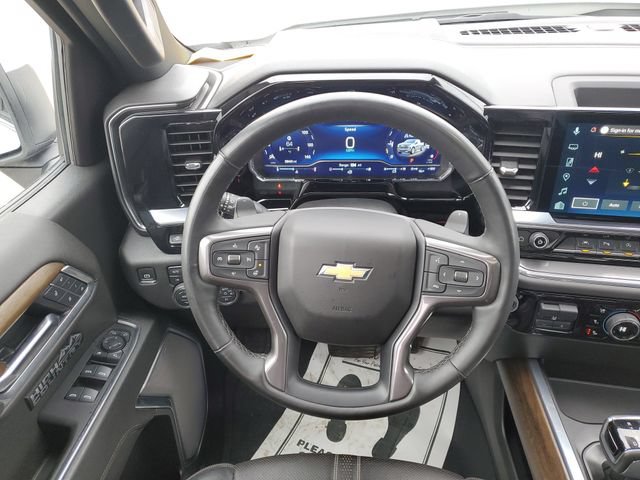 Used 2025 Chevrolet Silverado 1500 High Country AWD/4WD image 25