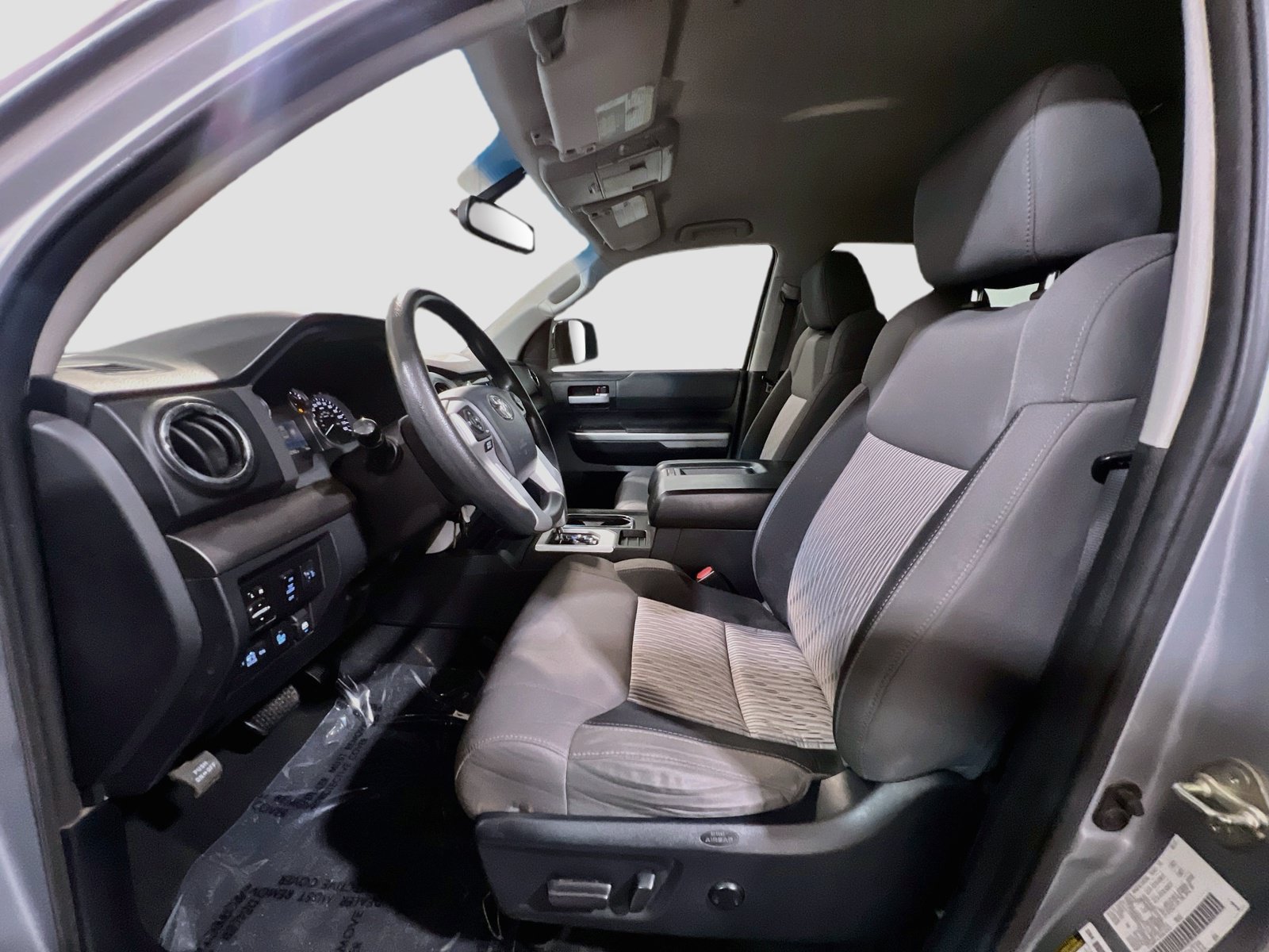 Used 2016 Toyota Tundra SR5 w/ SR5 Upgrade Package RWD image 14