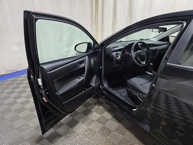 Used 2019 Toyota Corolla LE image 11
