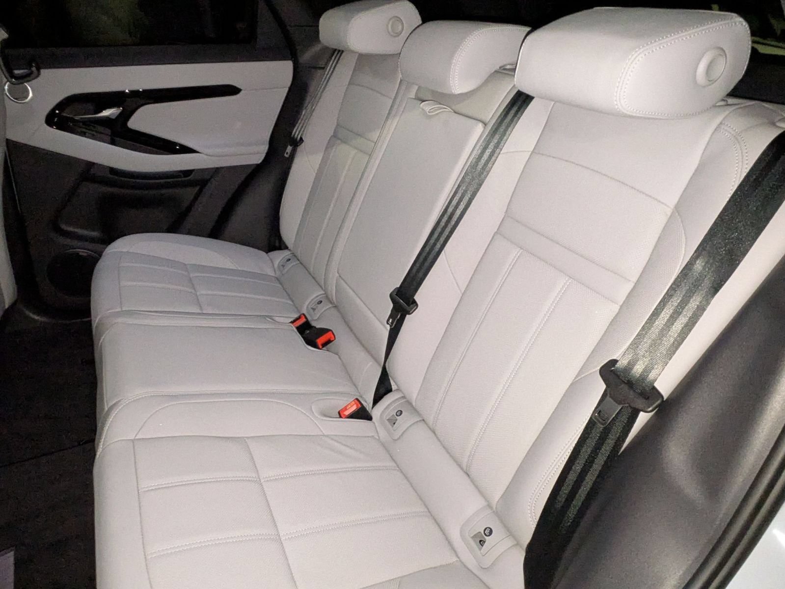 New 2026 Land Rover Range Rover Evoque S AWD/4WD image 25