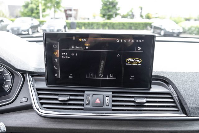 Used 2022 Audi Q5 2.0T Premium Plus AWD/4WD image 16