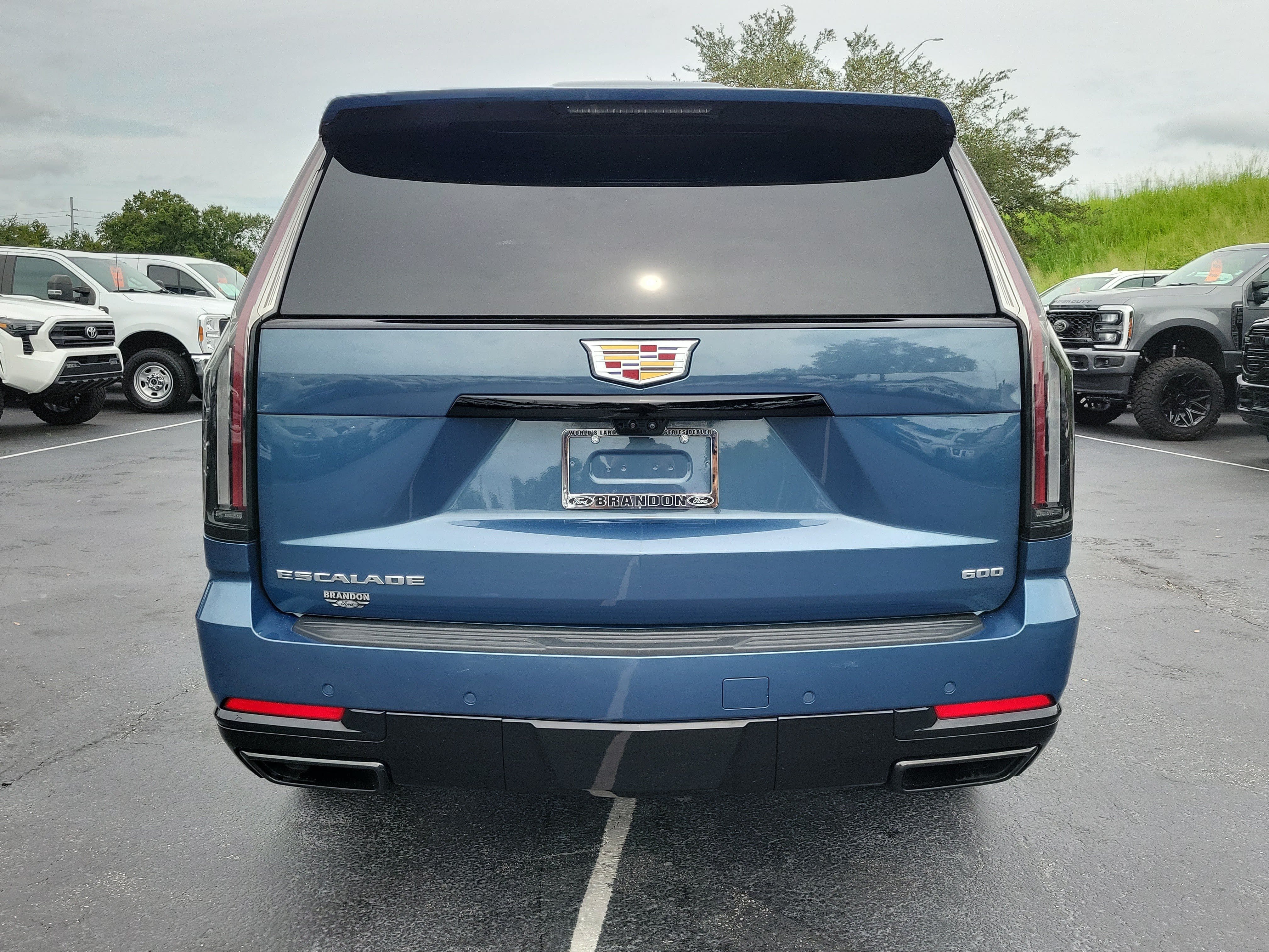 Used 2025 Cadillac Escalade Sport Platinum AWD/4WD image 8