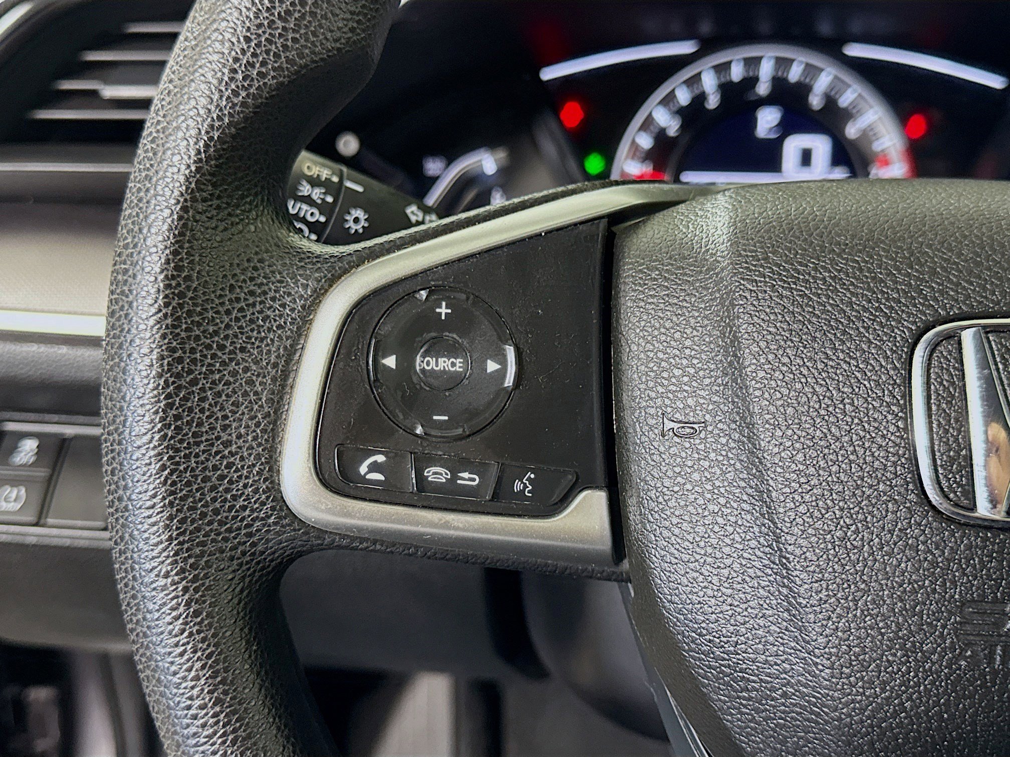 Used 2018 Honda Civic LX image 14