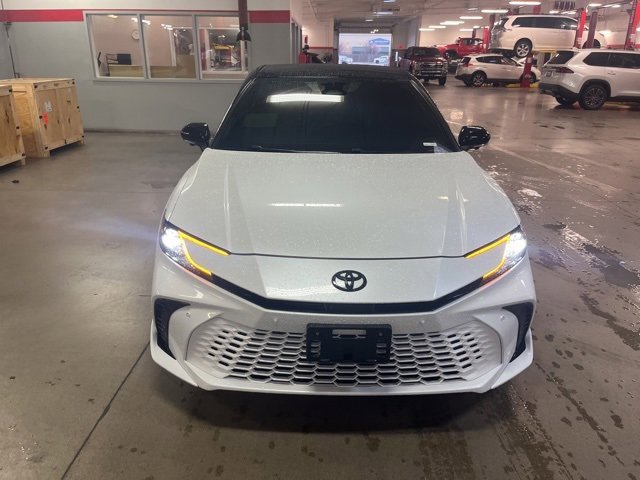 Used 2025 Toyota Camry XSE w/ Premium Plus Package video 2