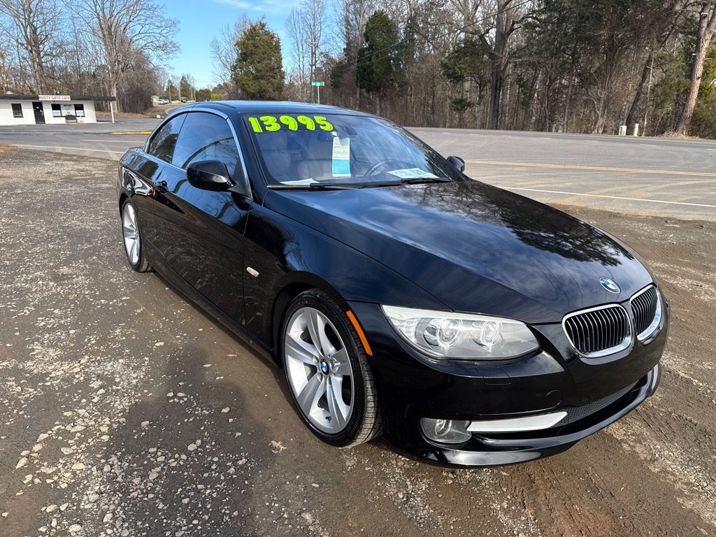 Used 2011 BMW 328i Convertible w/ M-Sport Package image 4