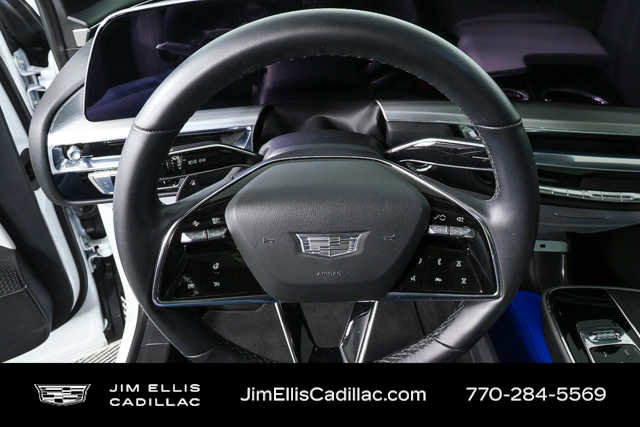 Certified 2024 Cadillac Lyriq Luxury image 8