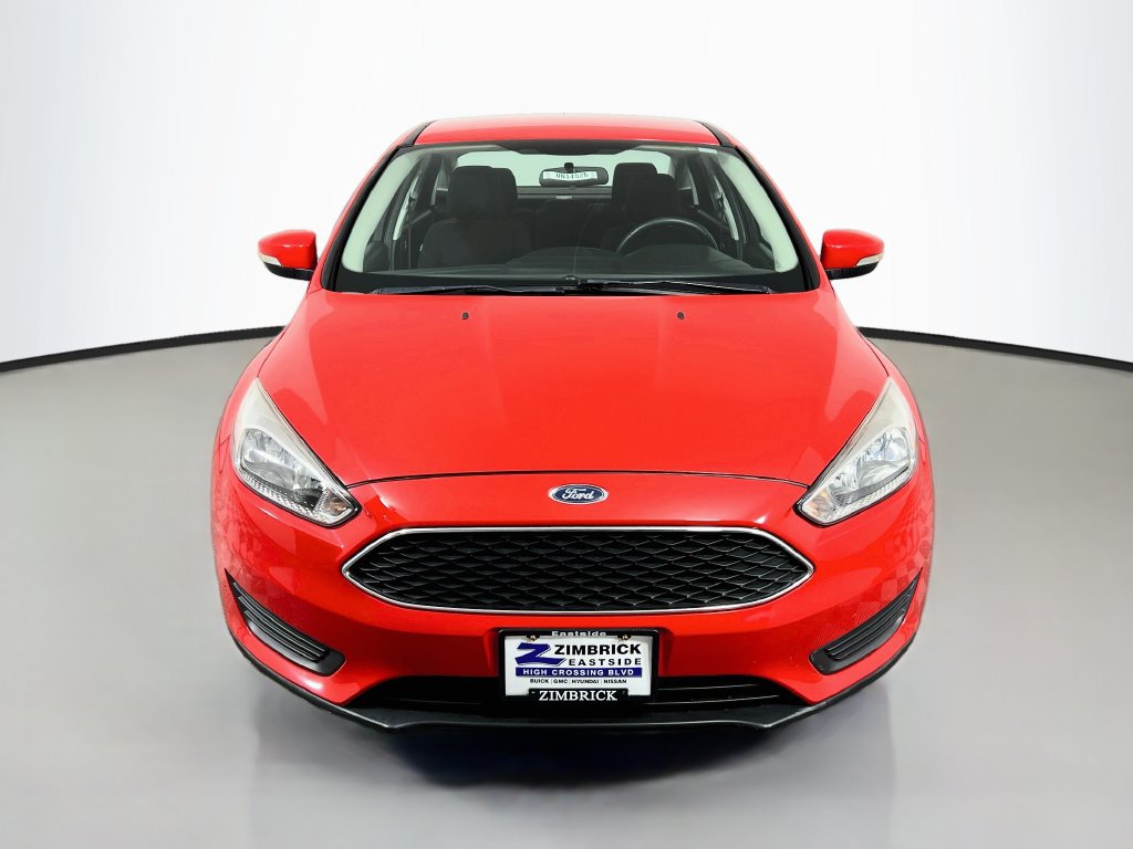 Used 2017 Ford Focus SE w/ Cold Weather Package FWD image 2