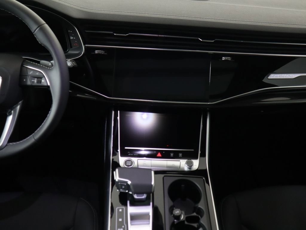 New 2026 Audi Q8 Premium Plus image 14