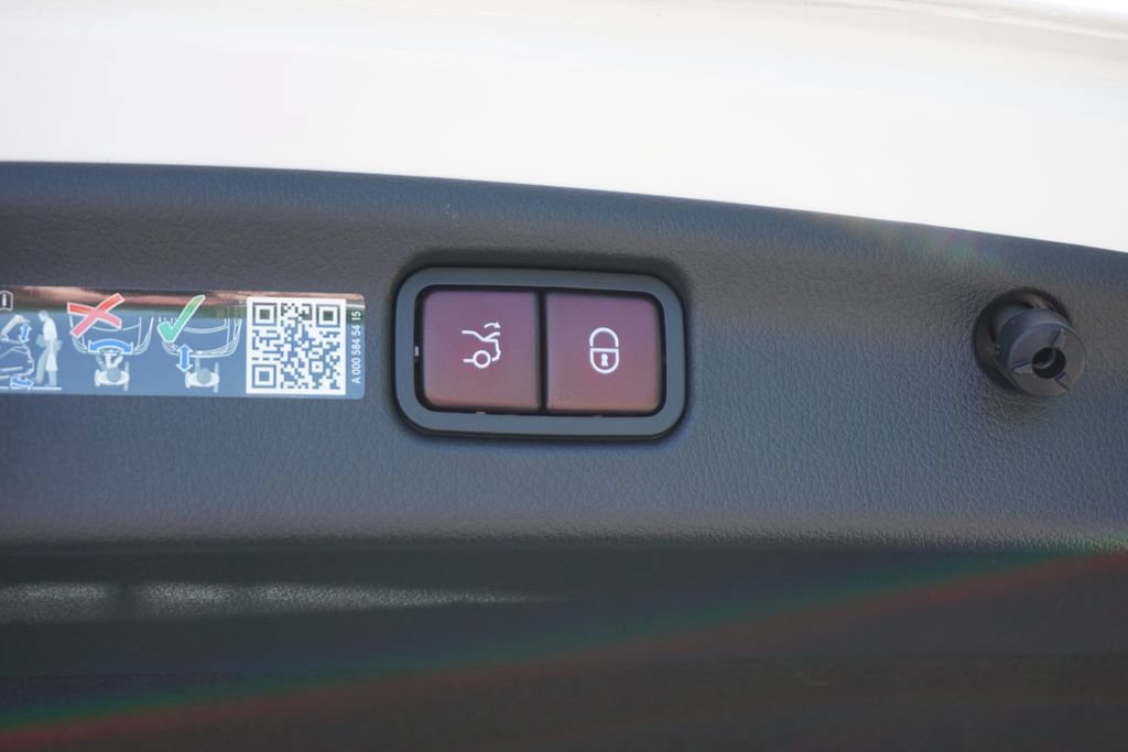 Certified 2025 Mercedes-Benz C 300 Sedan image 54