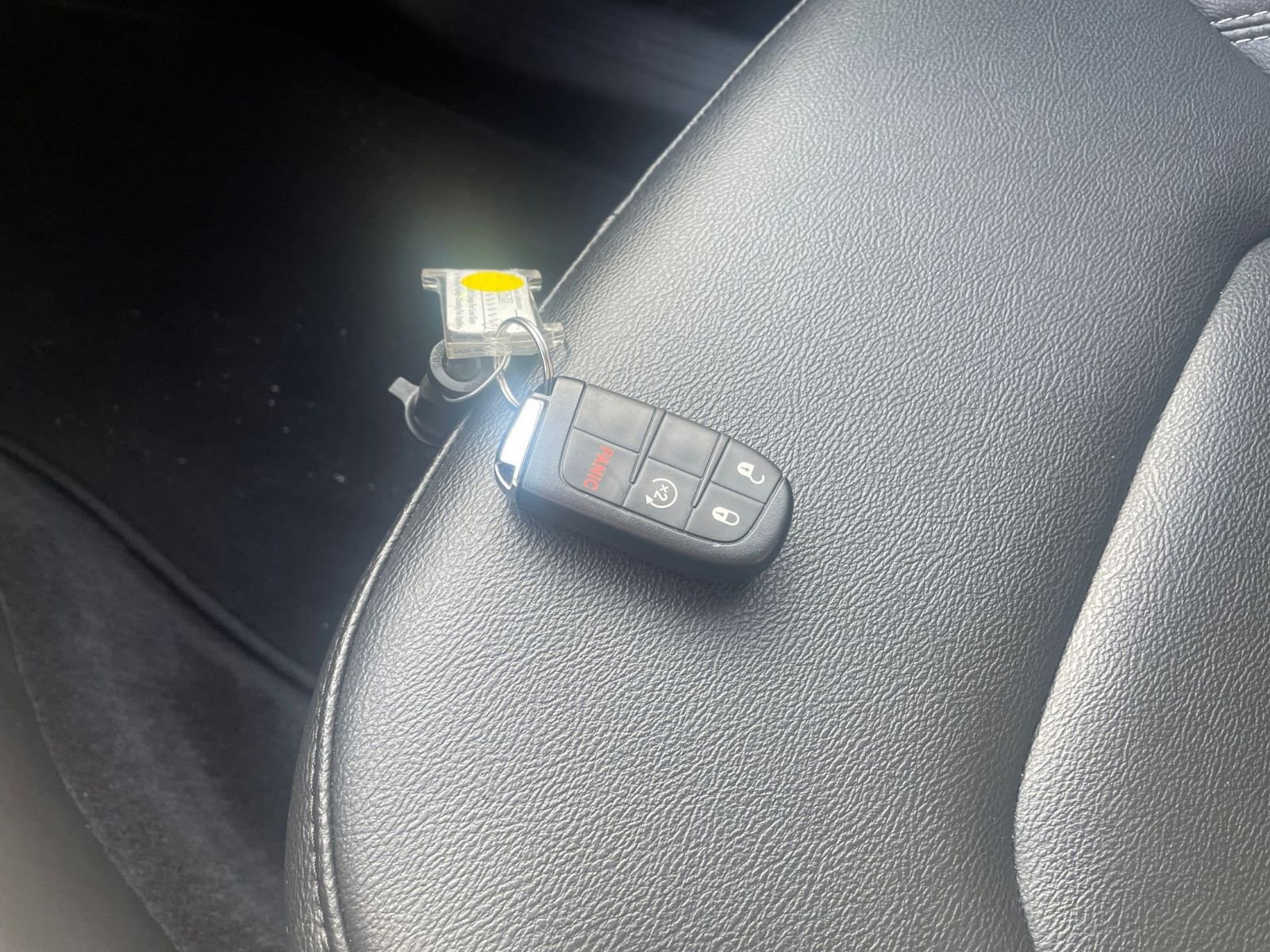 Used 2025 Jeep Compass Limited AWD/4WD image 22