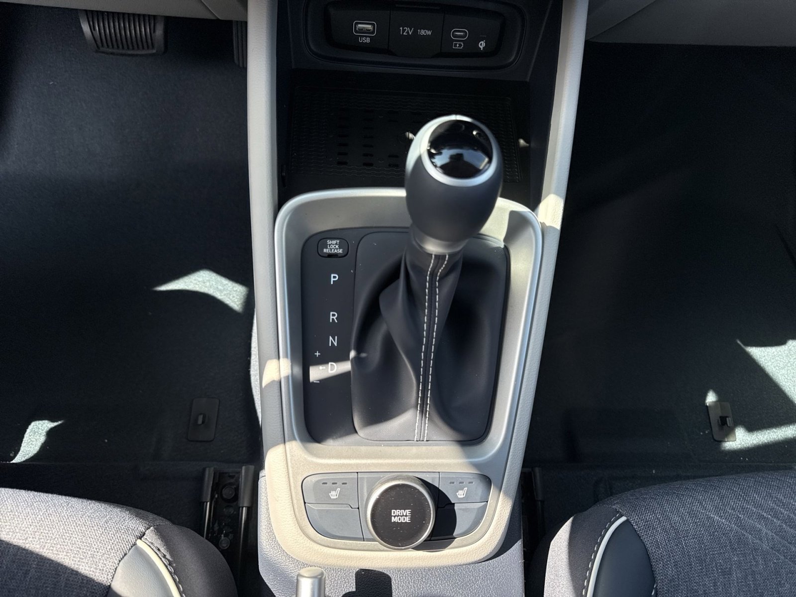 New 2026 Hyundai Venue SEL FWD image 21