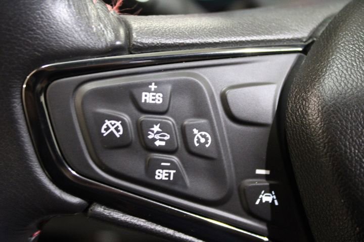 Used 2022 Chevrolet Equinox RS image 23