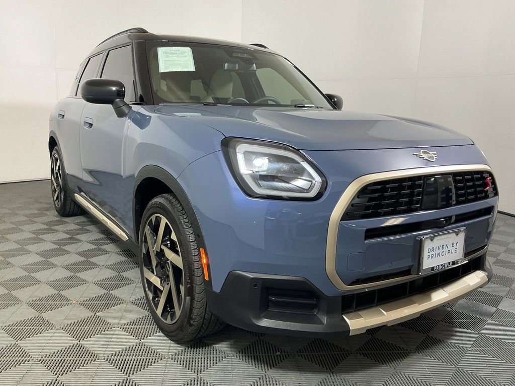 Certified 2025 MINI Cooper Countryman S w/ Comfort Package Max AWD/4WD image 5