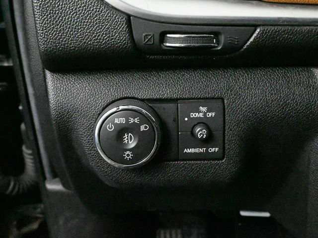 Used 2014 Chevrolet Traverse LT w/ All-Star Edition image 29