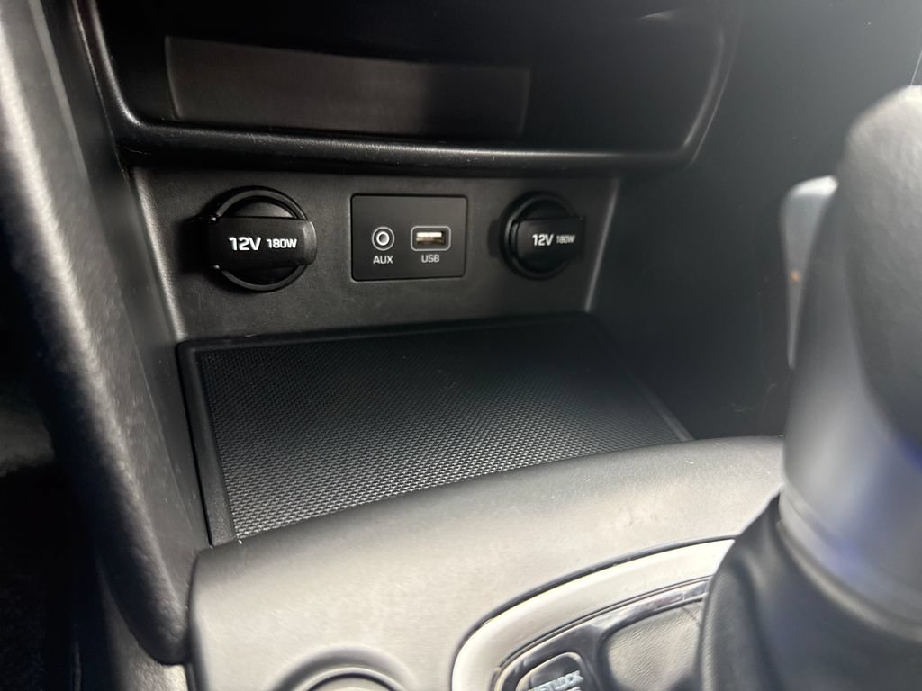 Used 2018 Hyundai Kona SE FWD image 27