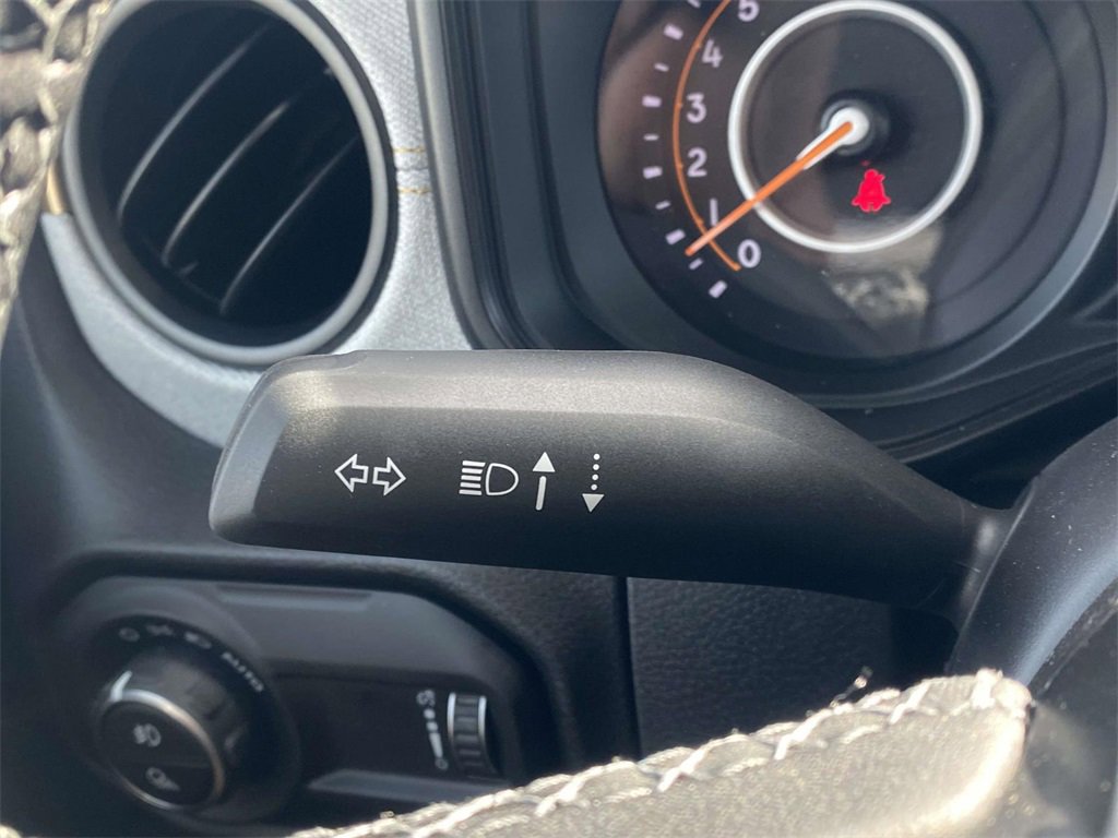 New 2025 Jeep Gladiator Sport image 29