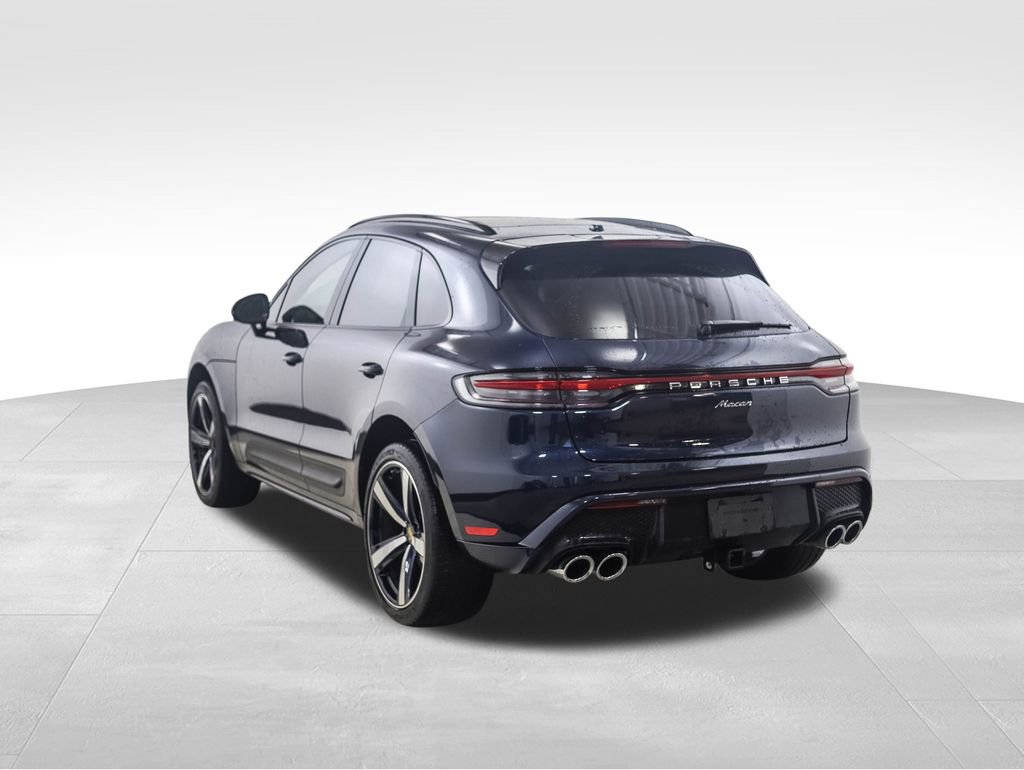 Used 2023 Porsche Macan image 3