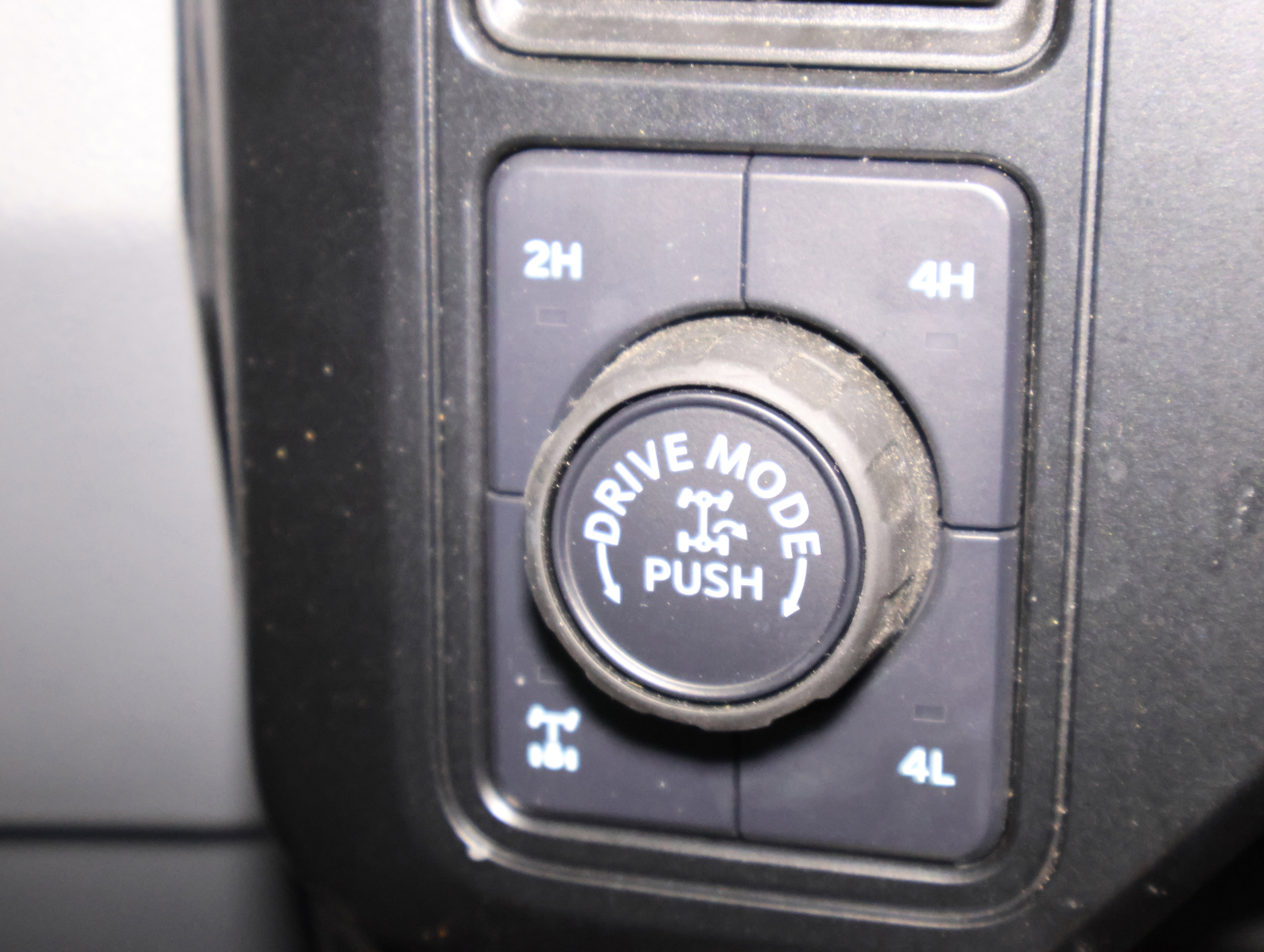 Used 2024 Ford F250 XLT w/ Tremor Off-Road Package image 41