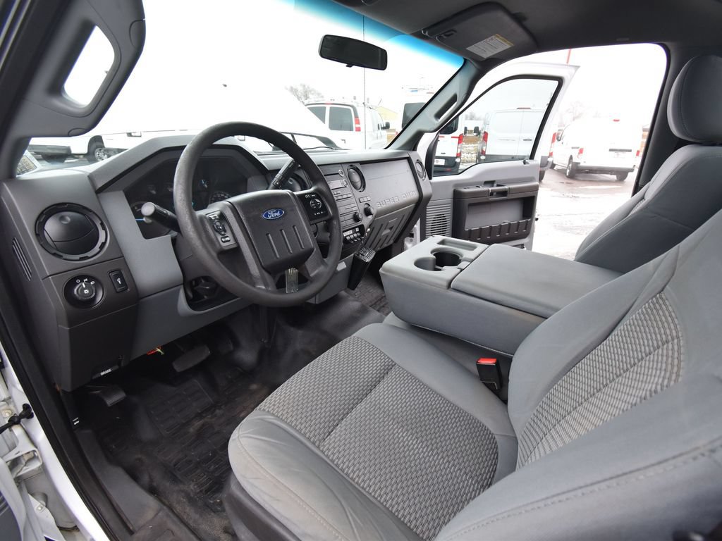 Used 2016 Ford F550 4x4 Regular Cab Super Duty image 23