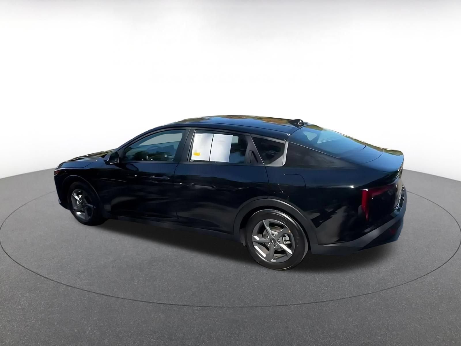 Used 2026 Kia K4 FWD image 8