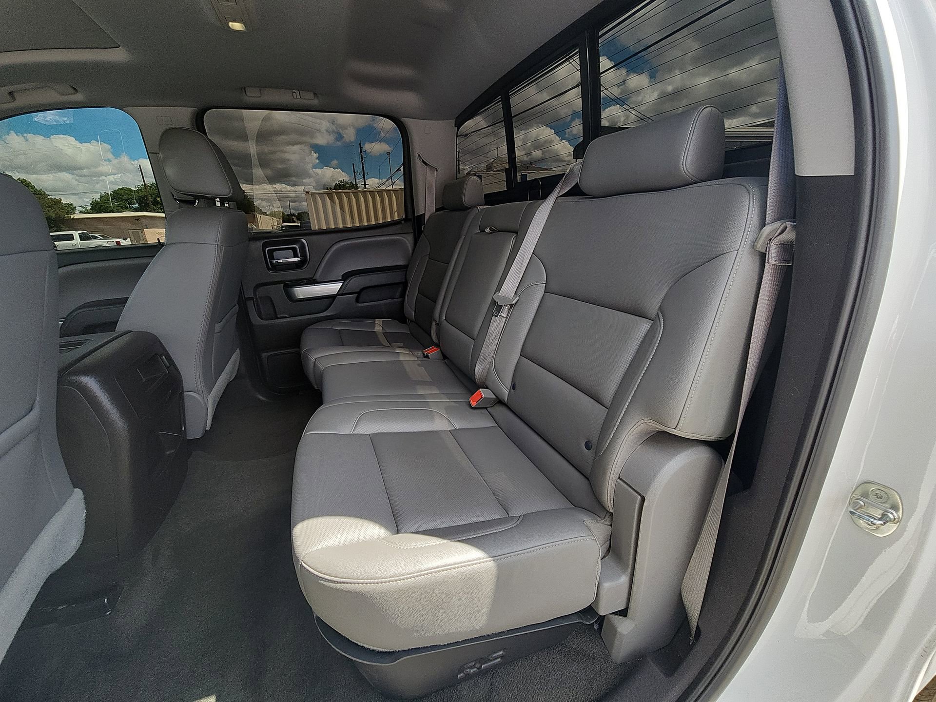 Used 2016 Chevrolet Silverado 1500 LTZ Z71 w/ LTZ Plus Package AWD/4WD image 25