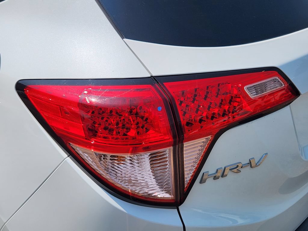 Used 2017 Honda HR-V EX image 13