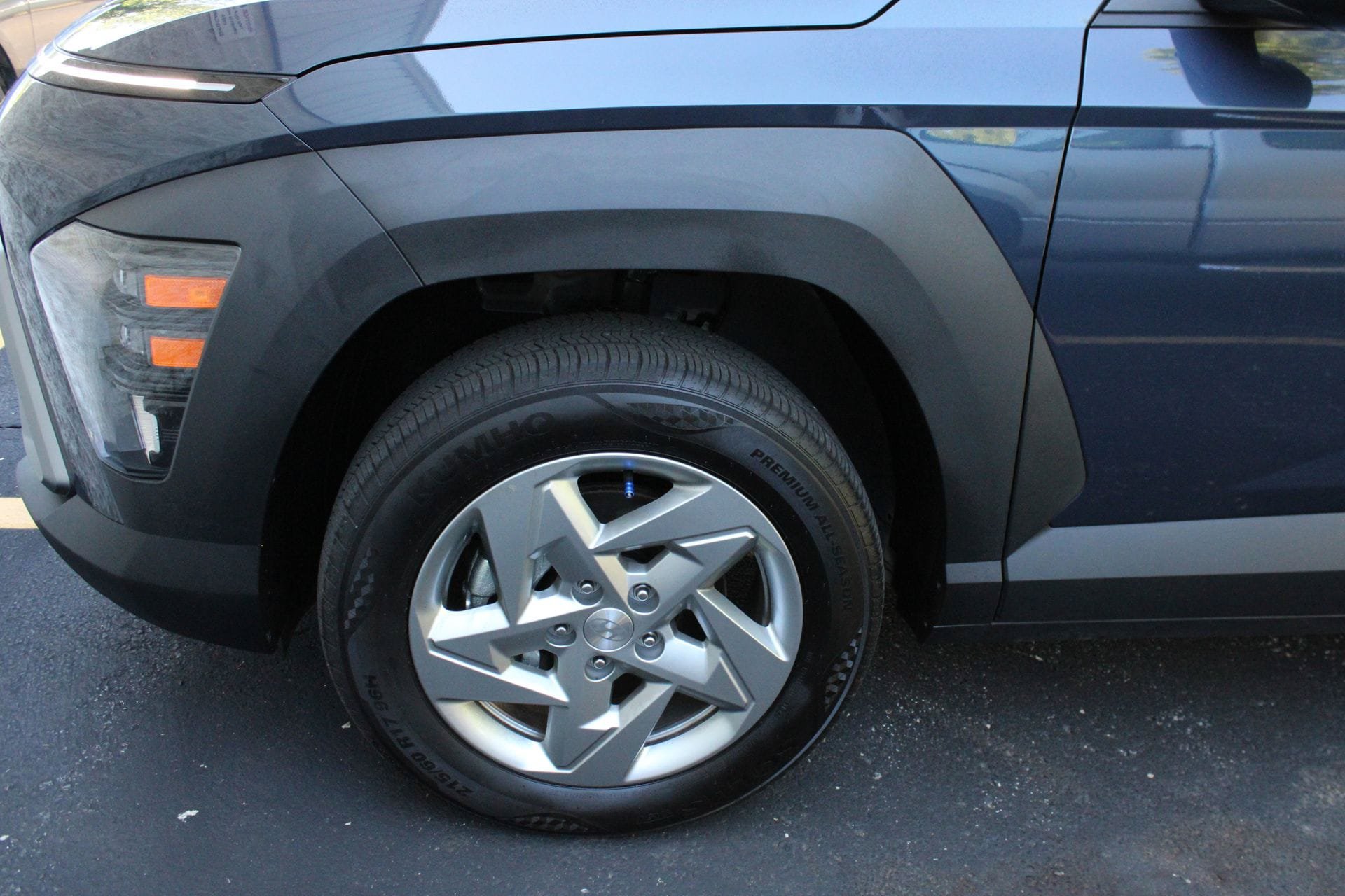 Used 2025 Hyundai Kona SE AWD/4WD image 11