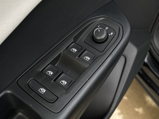 New 2026 Volkswagen Taos S FWD image 10