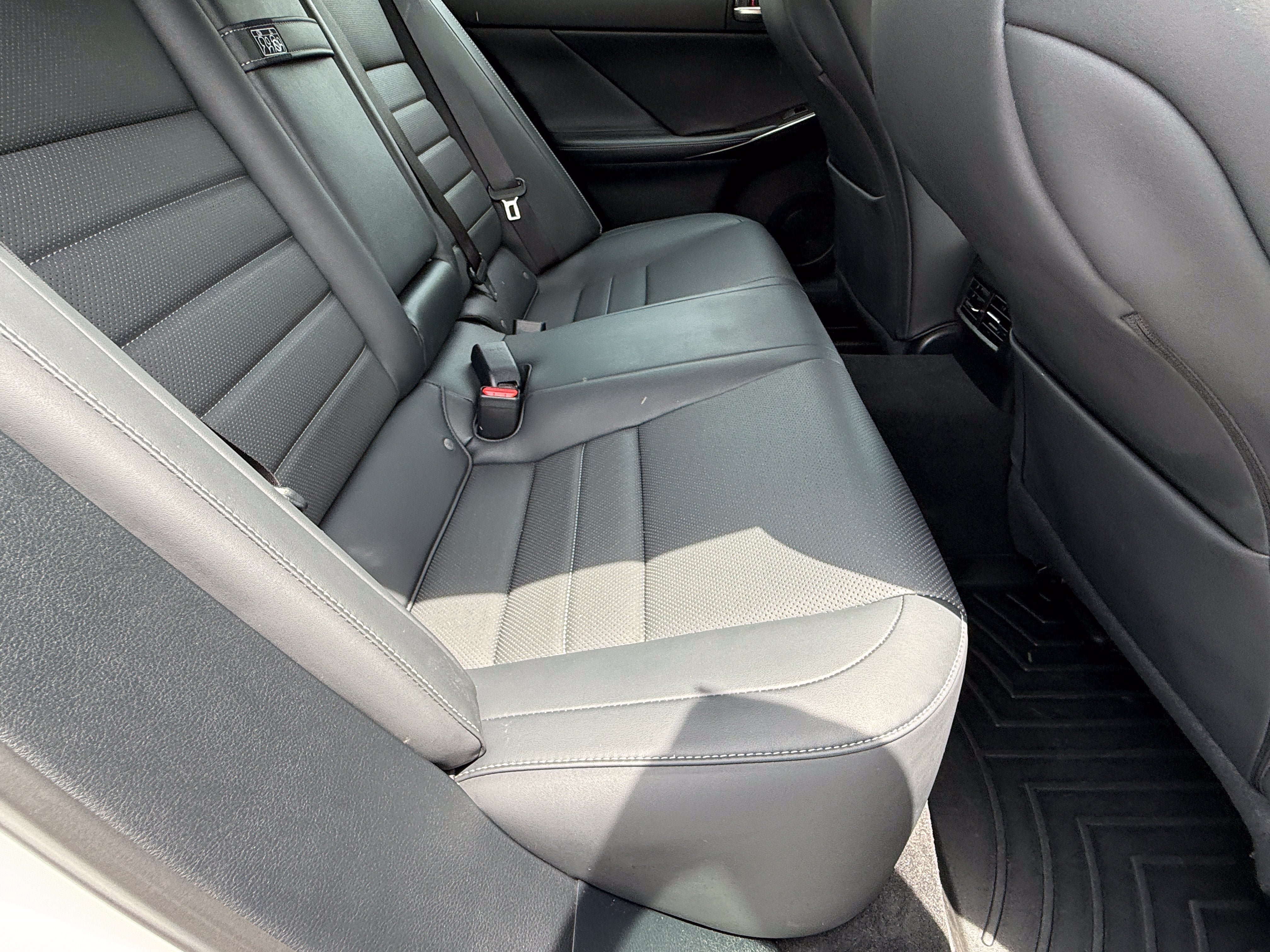 Used 2023 Lexus IS 350 F Sport w/ Navigation Package RWD image 15