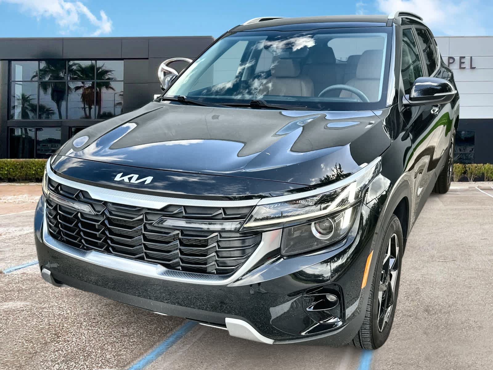 Used 2024 Kia Seltos EX