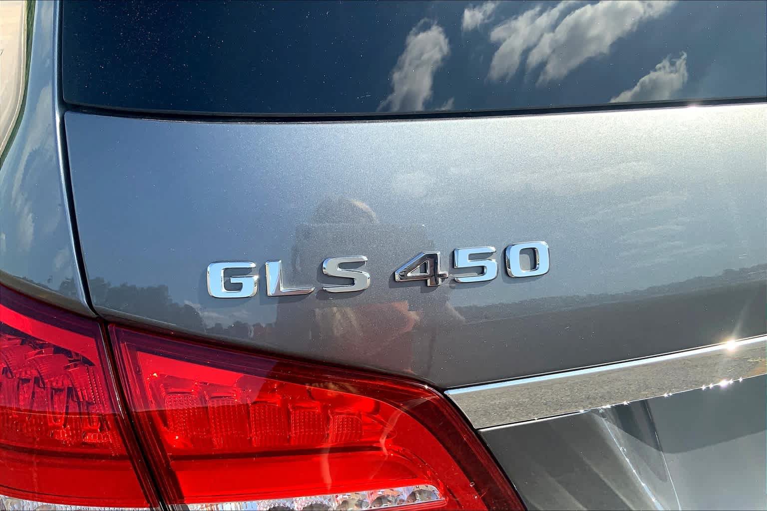 Used 2018 Mercedes-Benz GLS 450 4MATIC image 10
