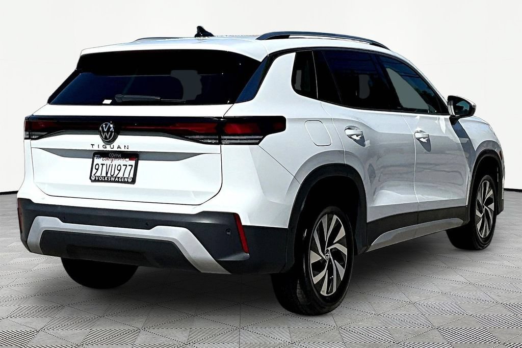 Used 2025 Volkswagen Tiguan S FWD image 6