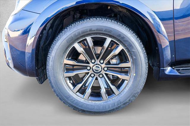 Used 2020 Nissan Armada Platinum w/ Captain's Chairs Package image 9