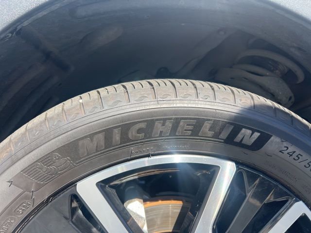 Certified 2019 Honda Pilot Touring image 13