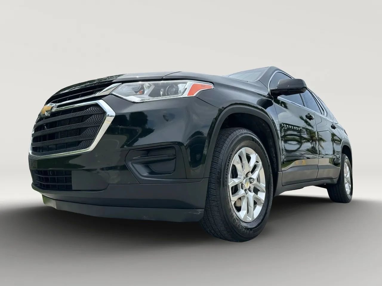 Used 2020 Chevrolet Traverse LS image 32