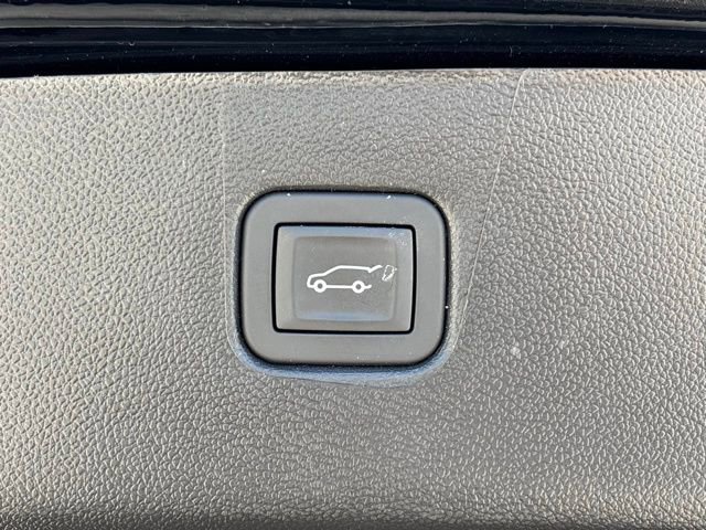 Used 2025 Chevrolet Blazer LT w/ Convenience Package image 31