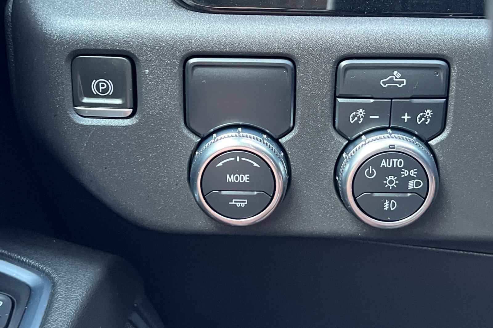 Used 2022 GMC Sierra 1500 Elevation RWD image 36