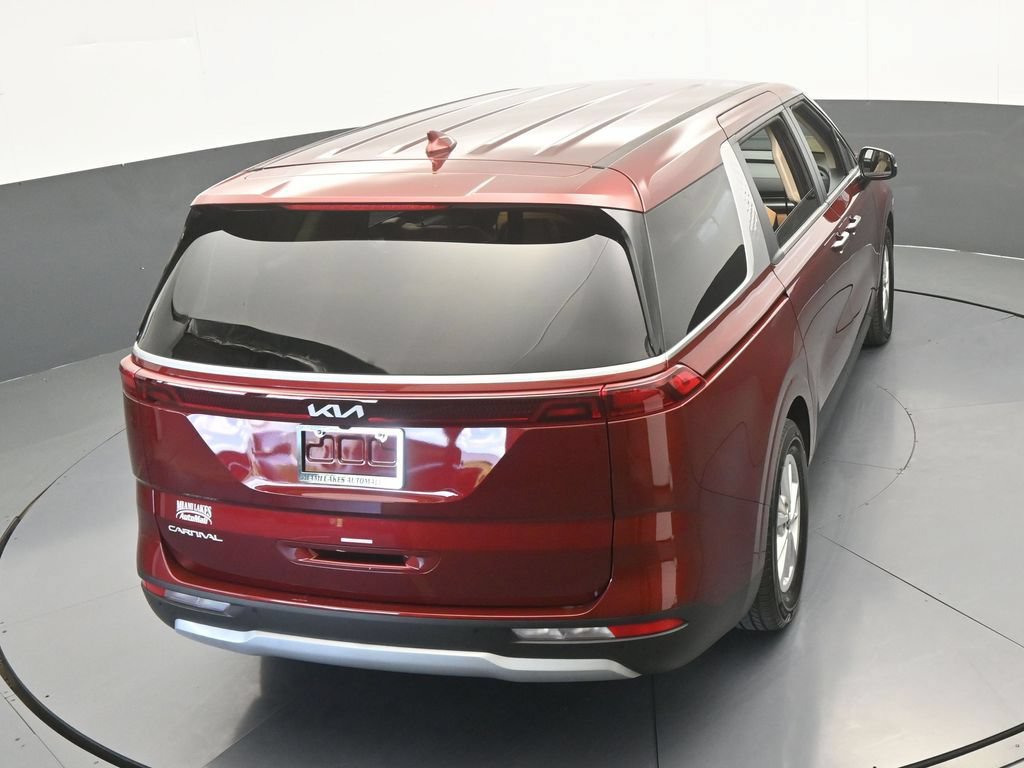 Used 2024 Kia Carnival LX FWD image 46