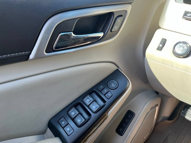 Used 2017 GMC Yukon XL Denali AWD/4WD image 34