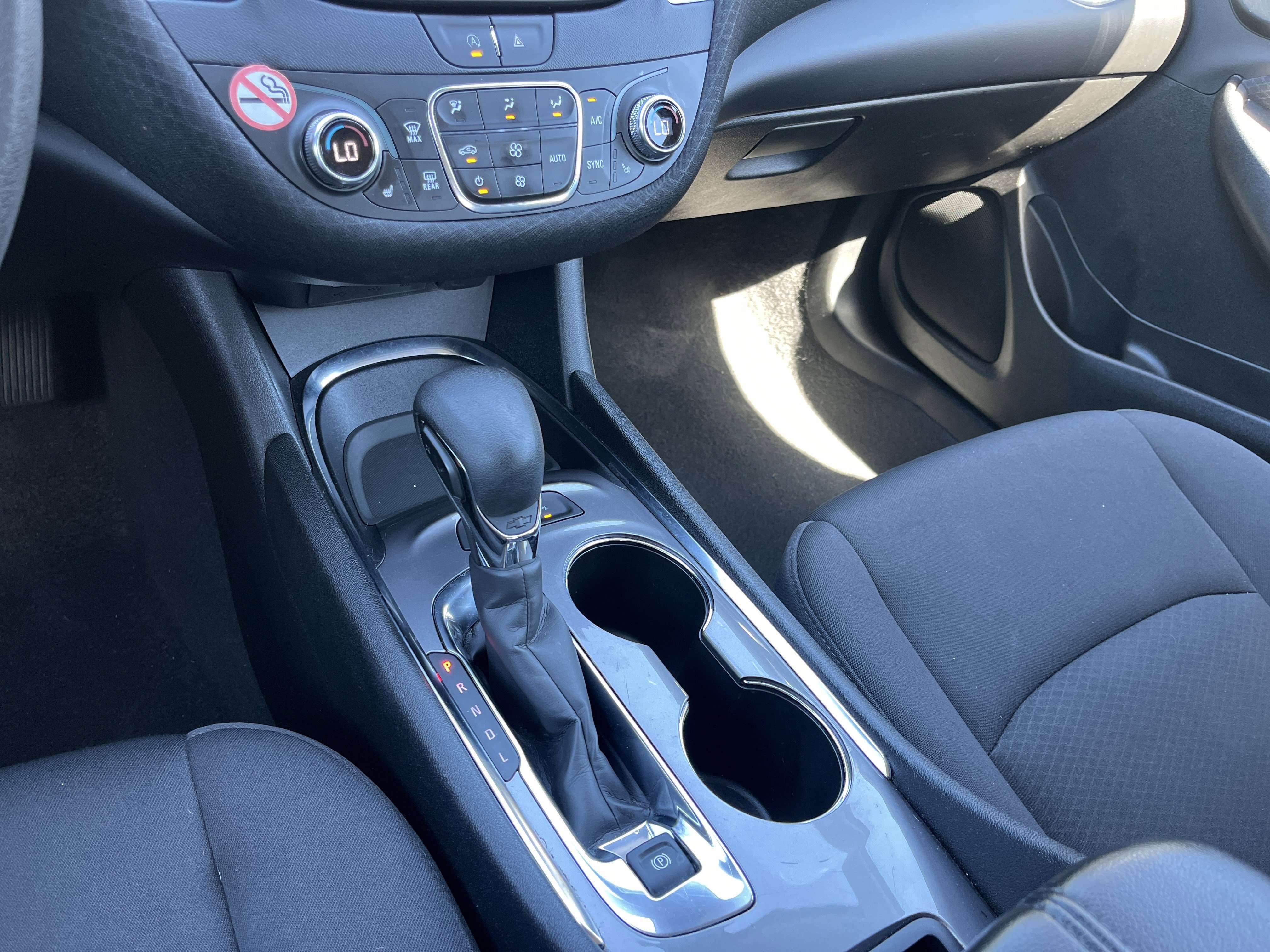 Used 2024 Chevrolet Malibu LT image 10