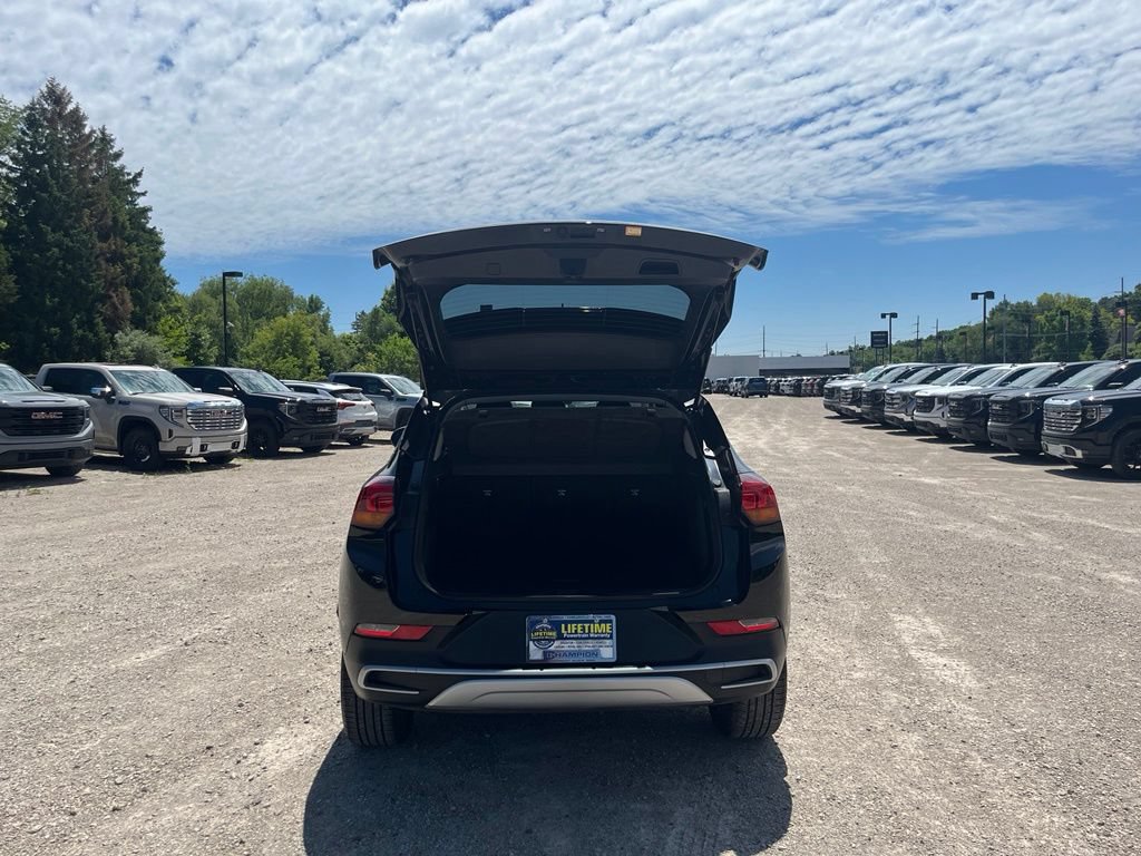 Used 2023 Buick Encore GX Select FWD image 8
