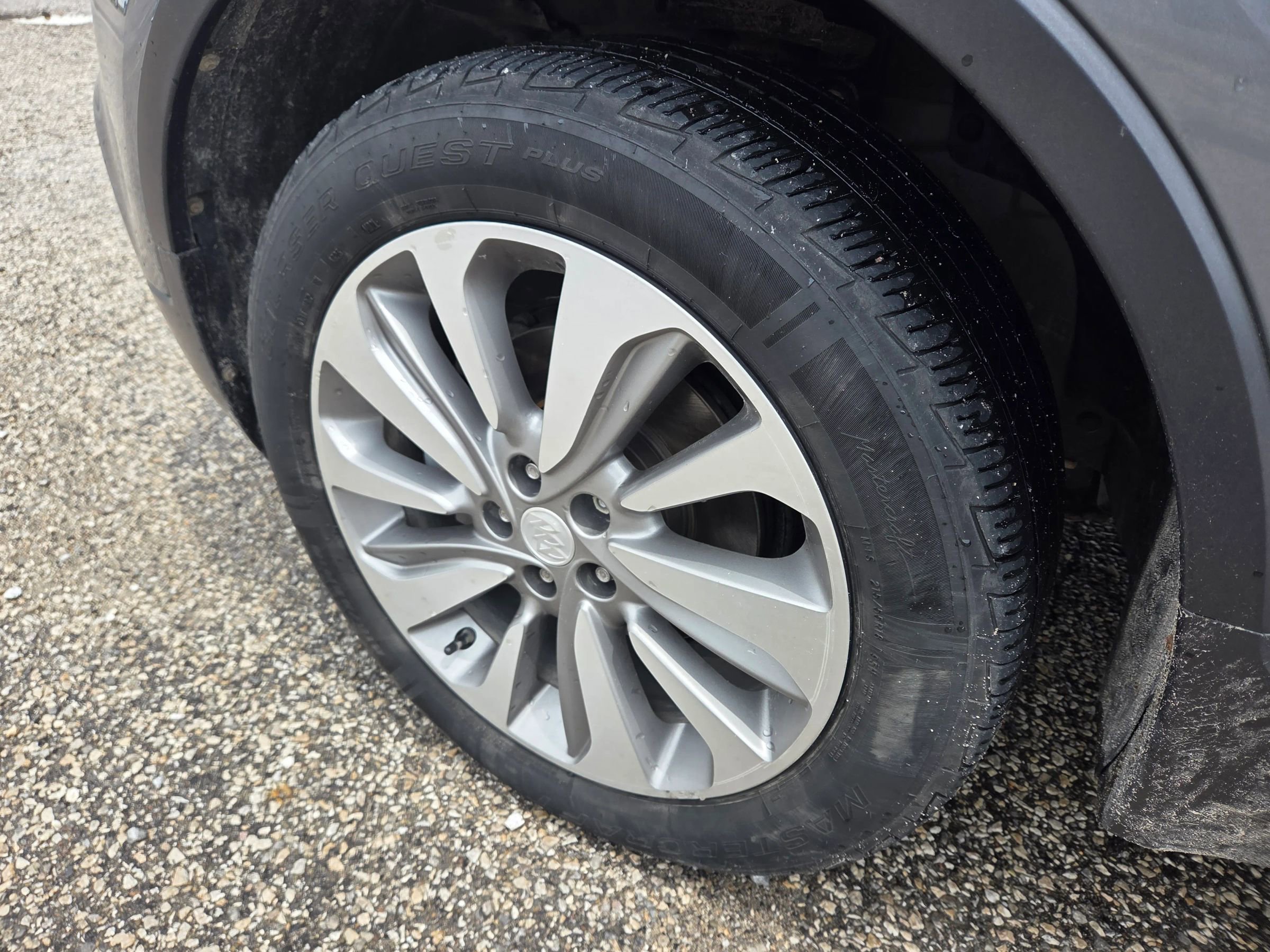 Used 2019 Buick Encore Preferred w/ Safety Package AWD/4WD image 8