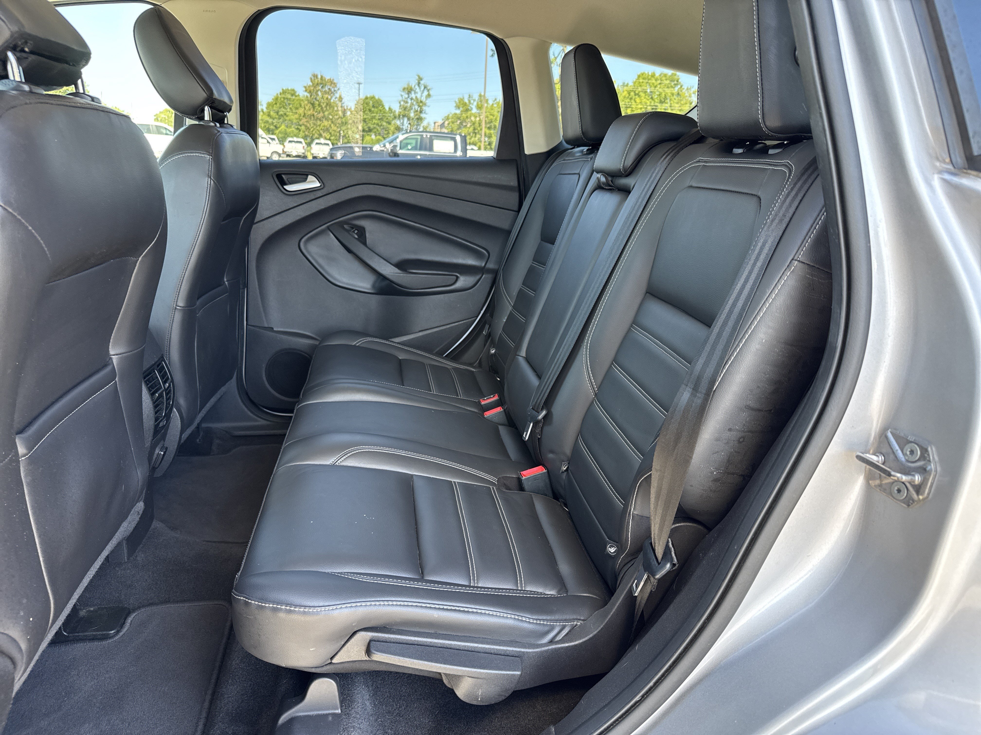 Used 2019 Ford Escape SEL FWD image 21