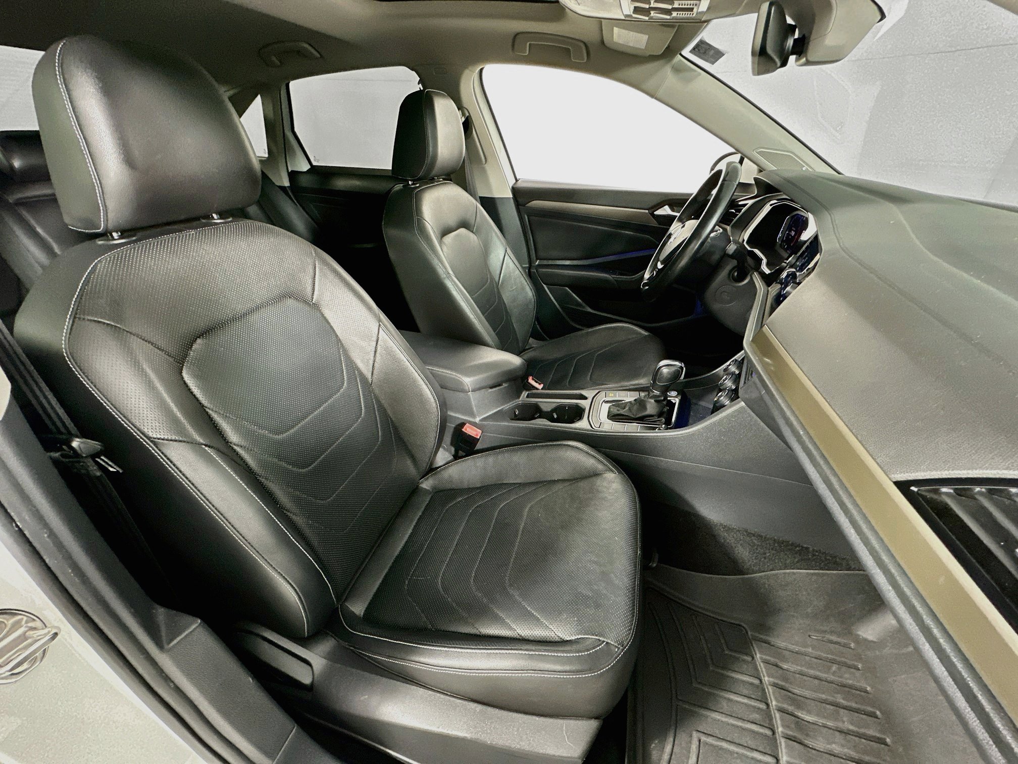 Used 2019 Volkswagen Jetta SEL Premium FWD image 29