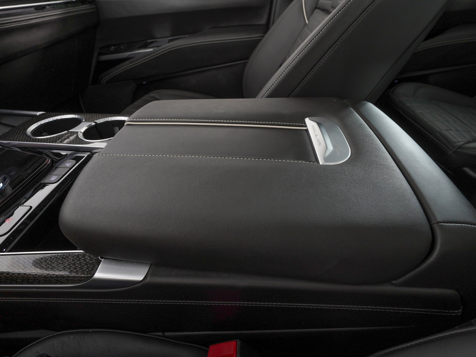 Used 2025 Cadillac Escalade V w/ LPO, Floor Liner Package image 33