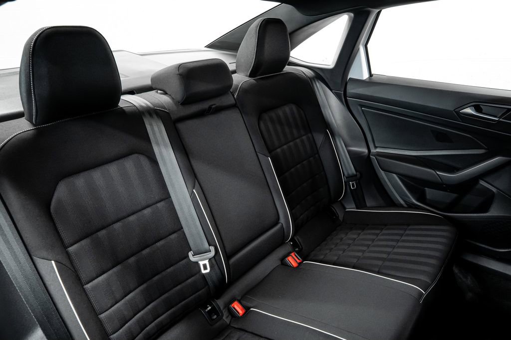 Used 2024 Volkswagen Jetta Sport FWD image 32