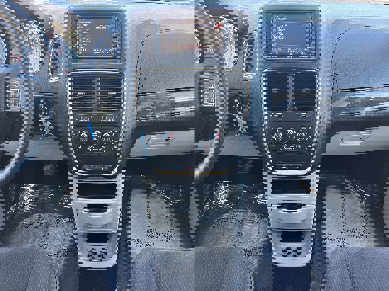 Used 2019 Dodge Grand Caravan SE w/ UConnect Hands-Free Group image 13